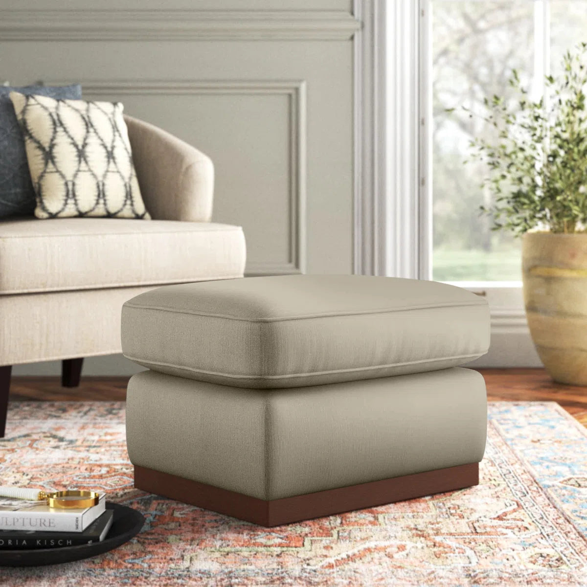Rounded Back Upholstered Swivel Armchair Configurable Living Room set